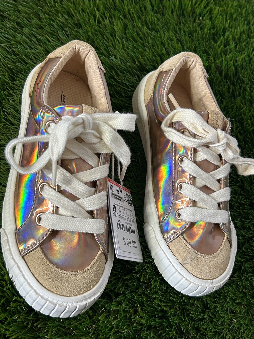 Kids Holographic Pink Casual Sneakers - Comfortable Lace-Up